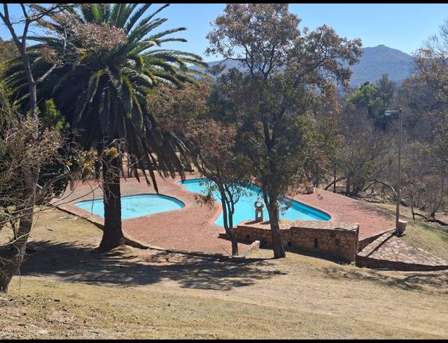 2 BEDROOM HOUSE FOR SALE IN GROOTFONTEIN